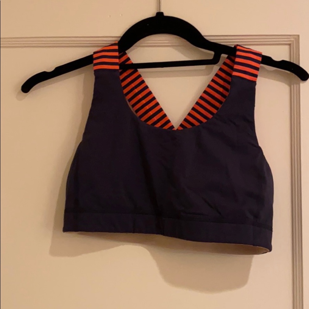 Lululemon sports bra